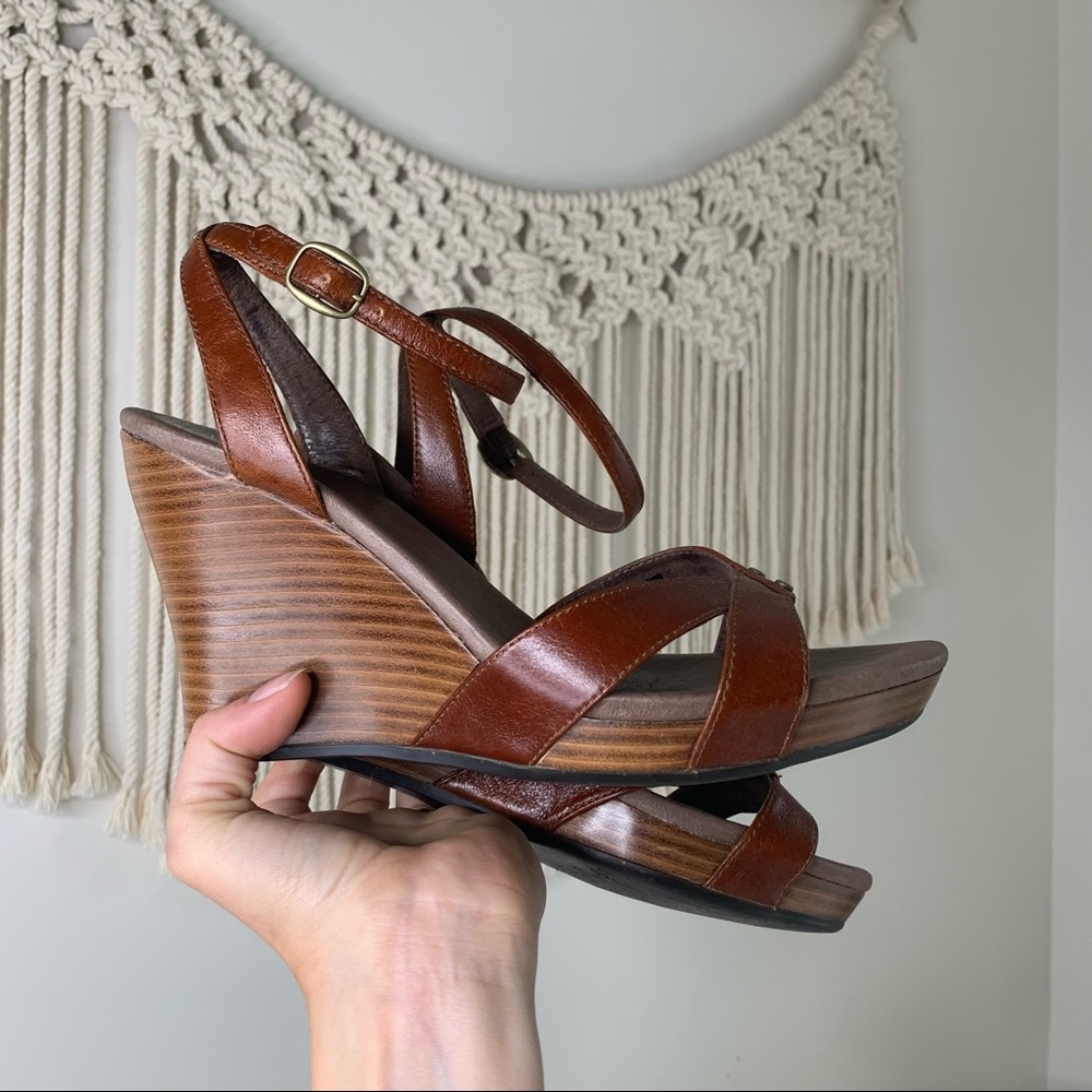 UGG wedge Sandal
